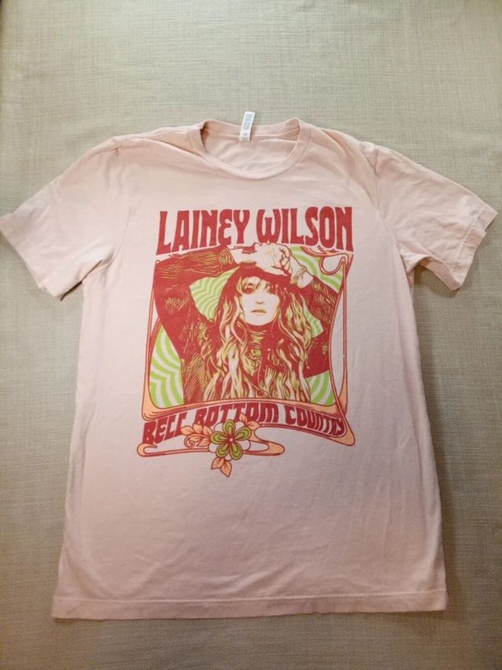 Women's Large Canvas Lainey Wilson